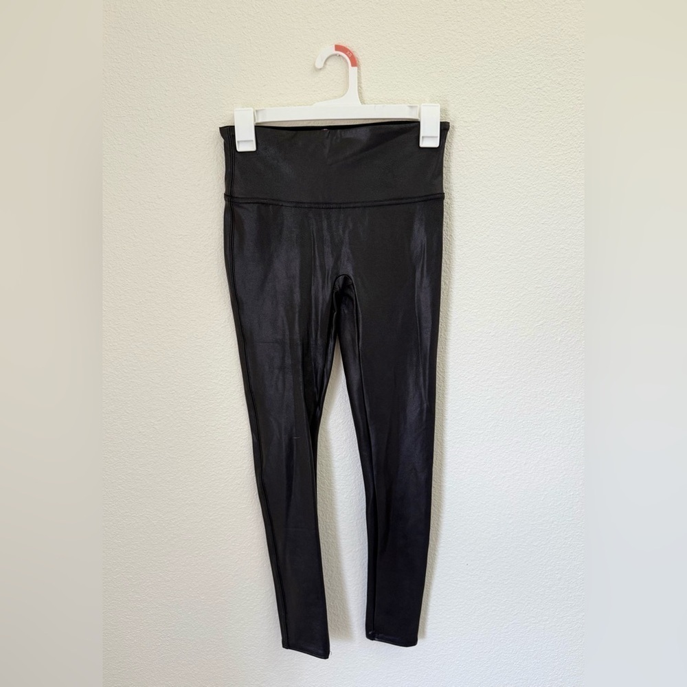 Spanx Faux Leather Athletic Legging’s Women’s Size Medium